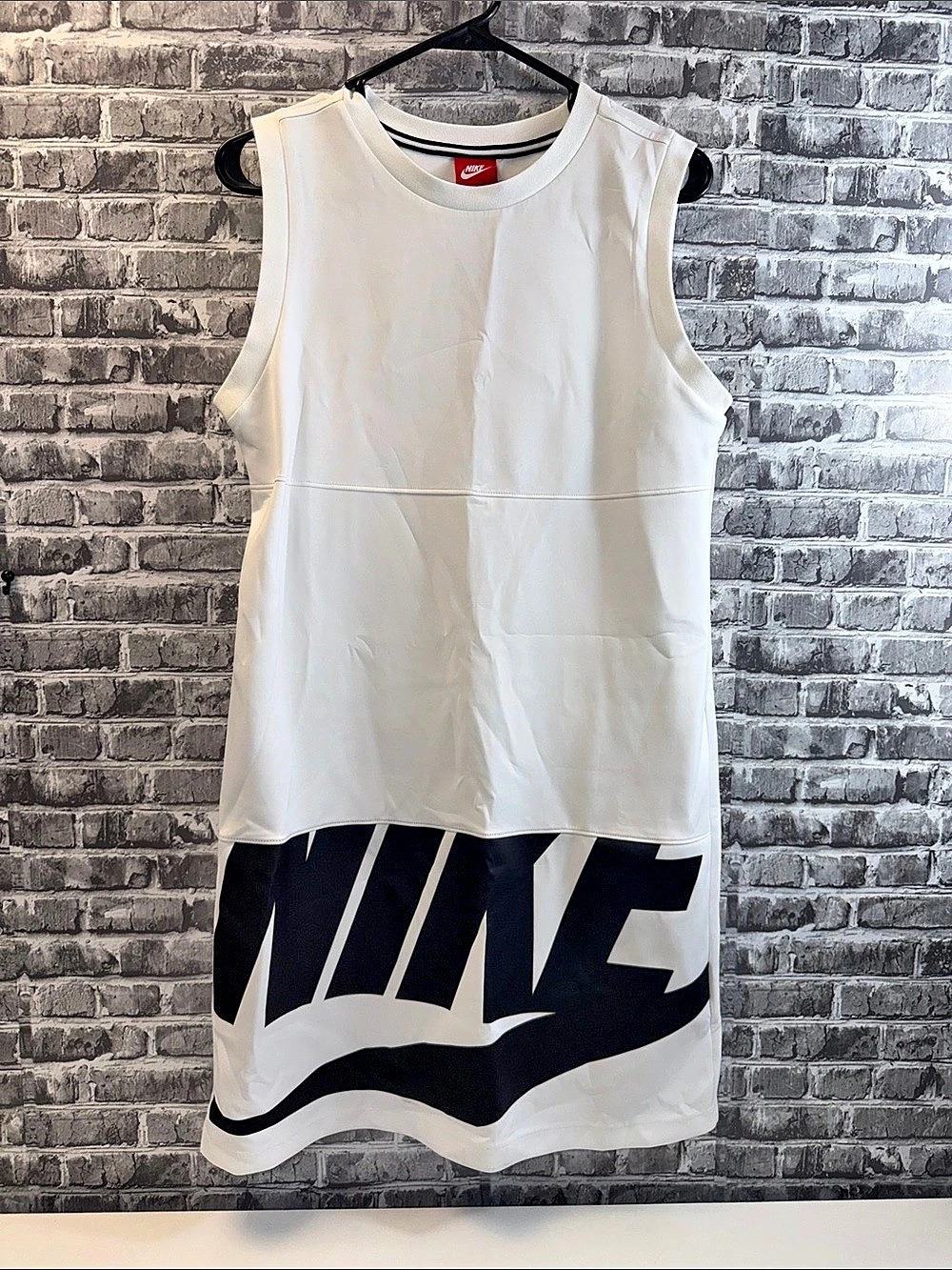 NWT Nike Sportswear Women'Small Dress Color Block Mini Dress White & Black Size